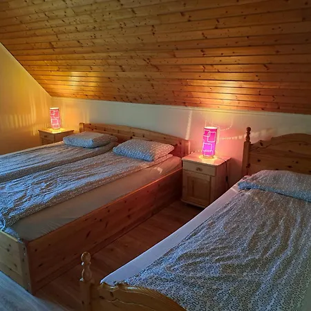 Borostyan Nyaralohaz Prázdninový dům Balatonboglár