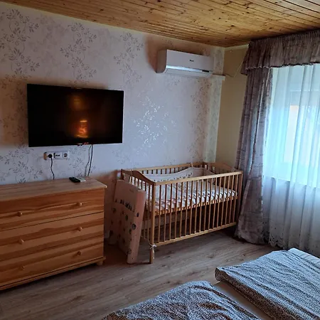 Borostyan Nyaralohaz Дом отдыха