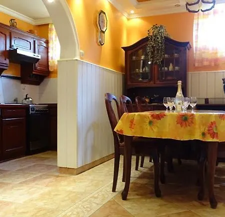 Hébergement de vacances Borostyan Nyaralohaz *