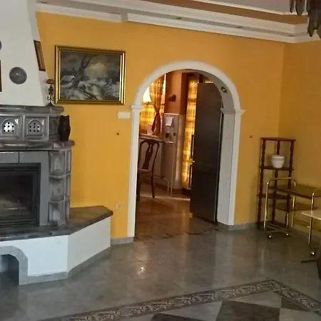 Feriehus Borostyan Nyaralohaz *
